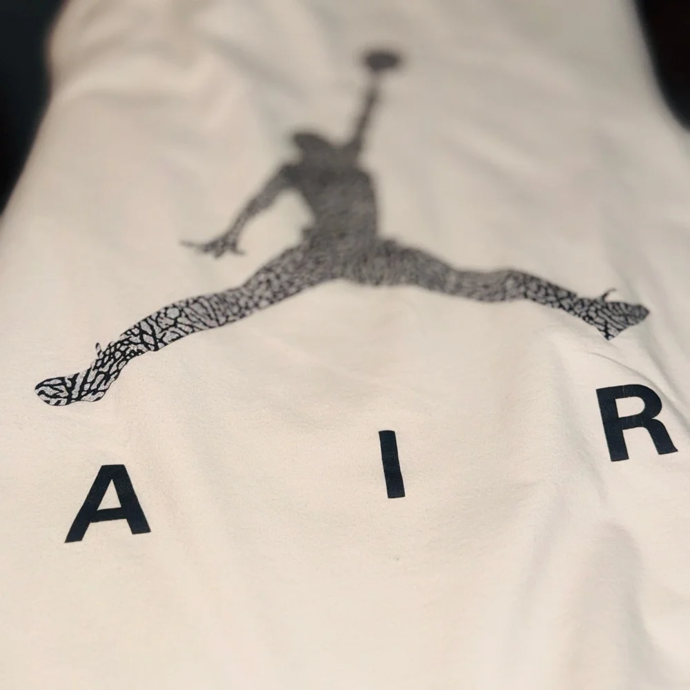 Nike Air Jordan‎ Shirt Boys med white Short Sleeve Jumpman Graphic Logo